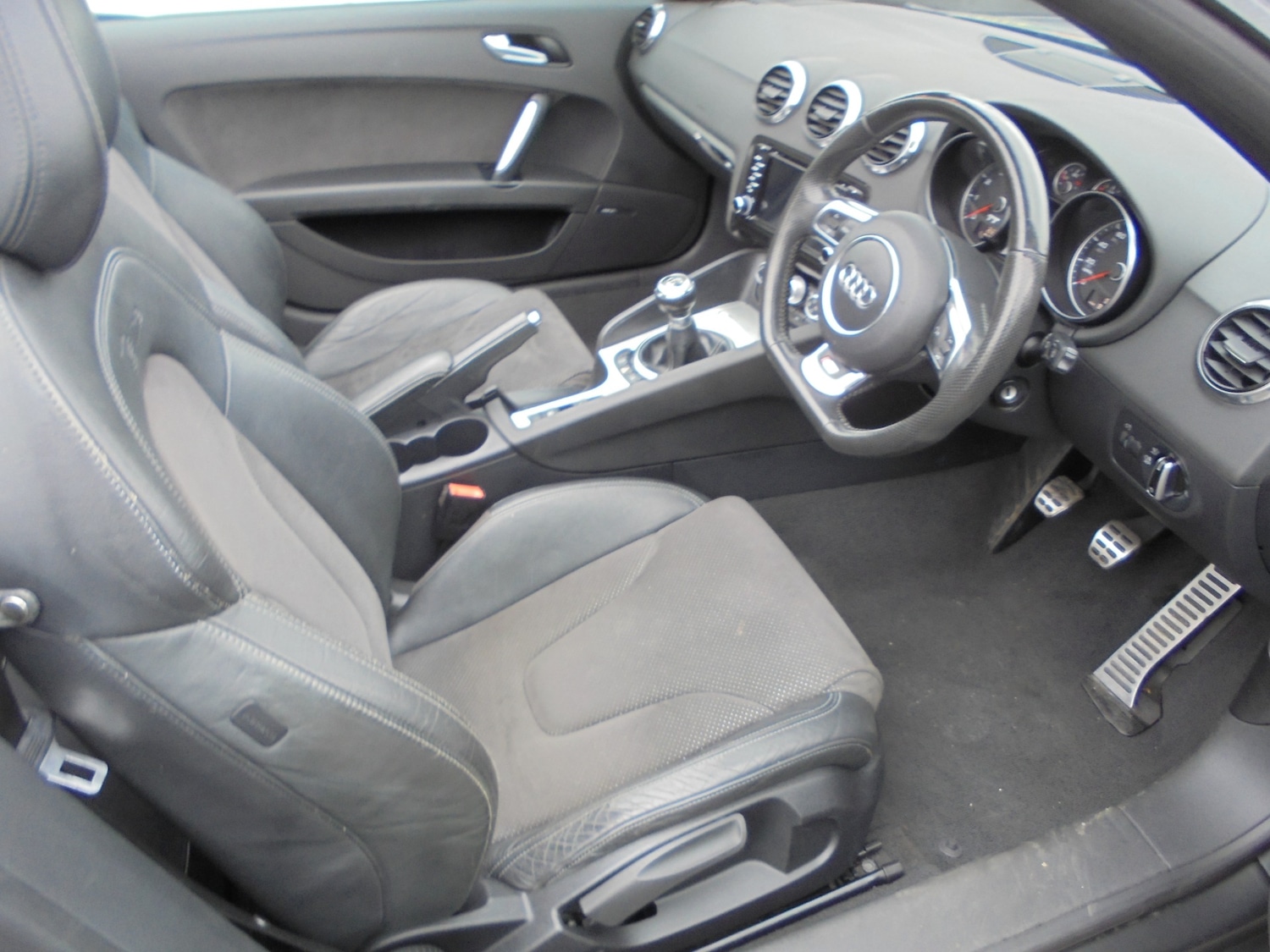 Used Audi TT 2011 for sale - 76129093: Photo 5
