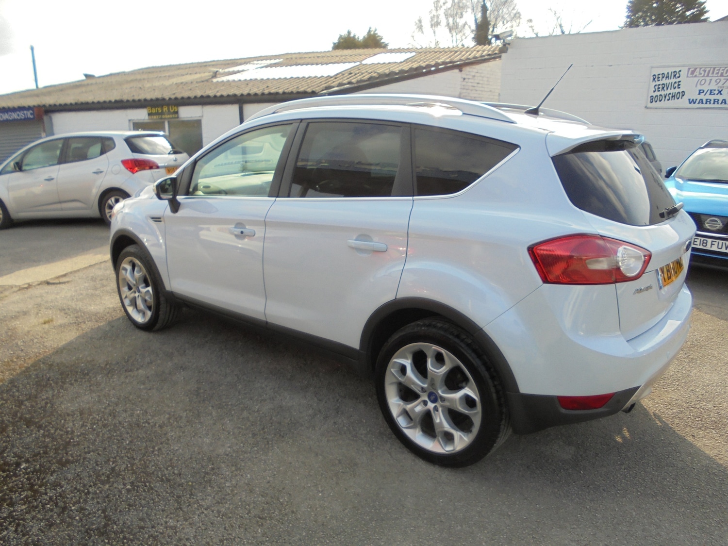 Used Ford Kuga 2011 for sale - 77984542: Photo 4
