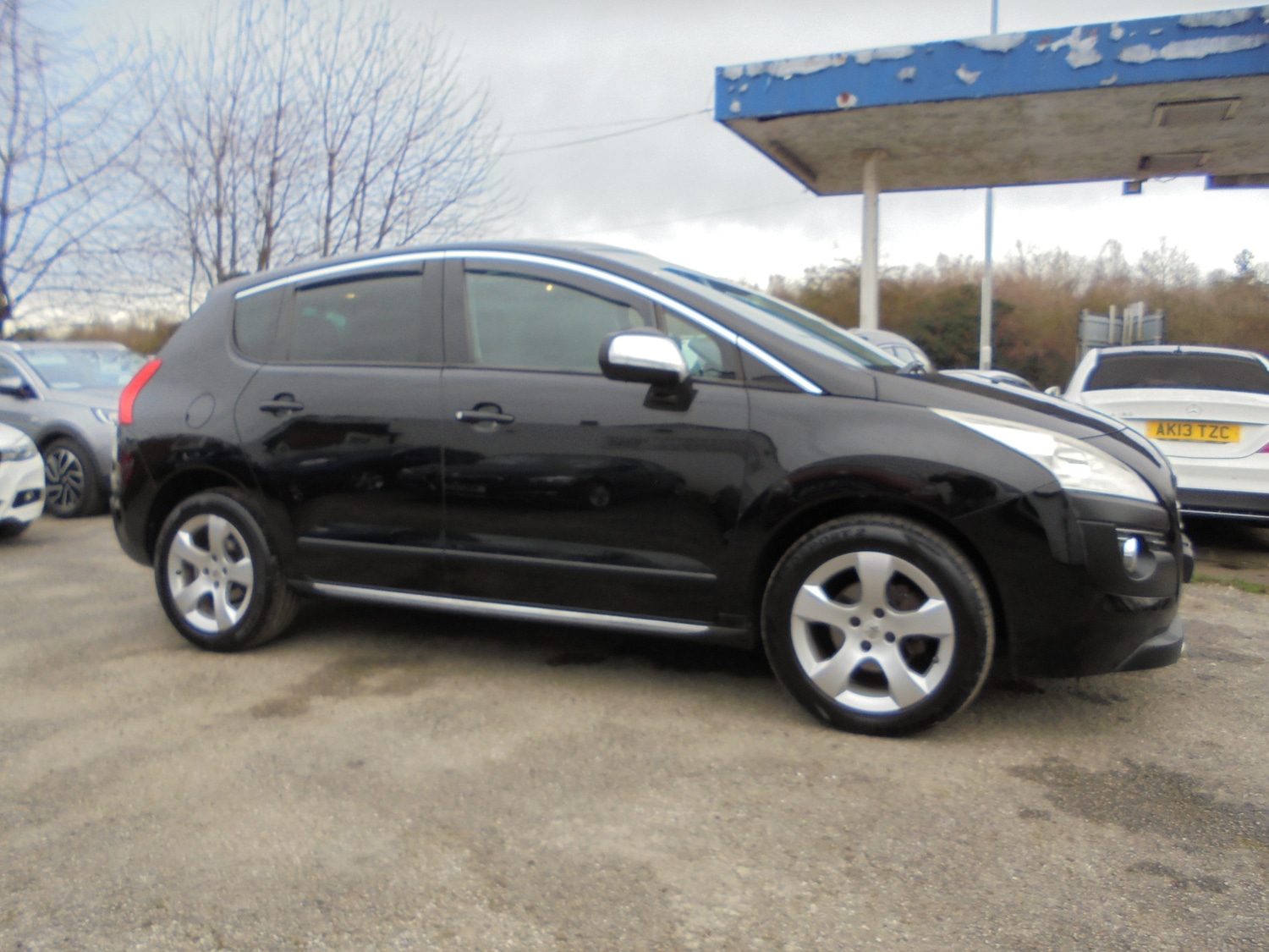 Used Peugeot 3008 2010 for sale - 77124049: Photo 2