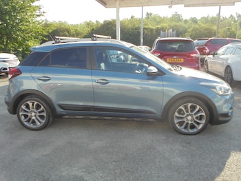 Used Hyundai i20 2016 for sale - 79364948: Photo