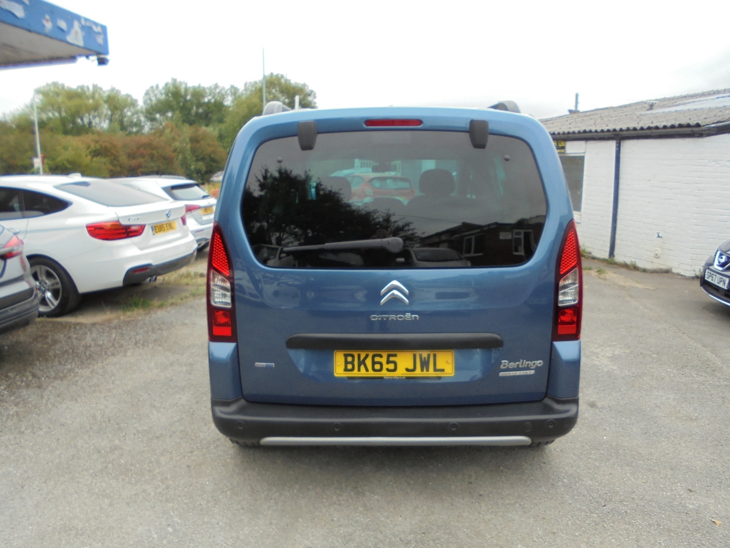 Vehicle 7