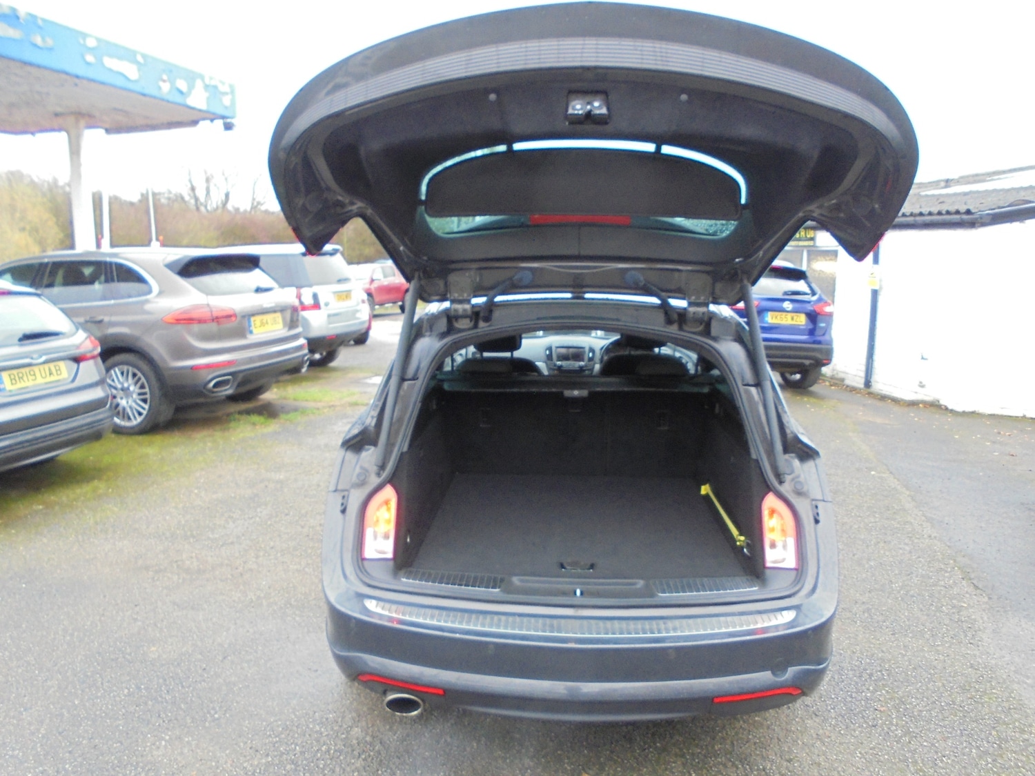 Used Vauxhall Insignia 2014 for sale - 76916270: Photo 8