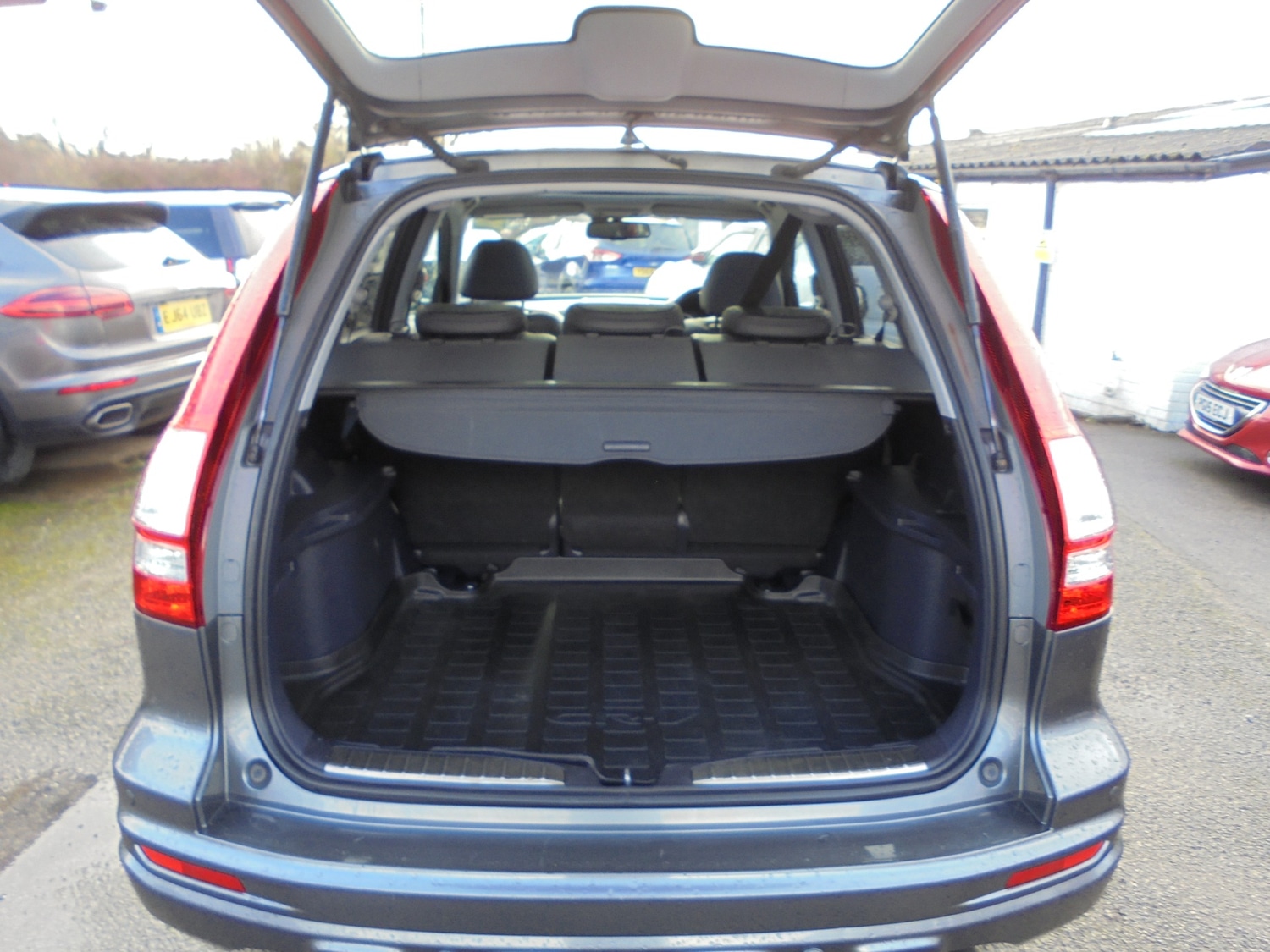 Used Honda CR-V 2011 for sale - 76625743: Photo 5