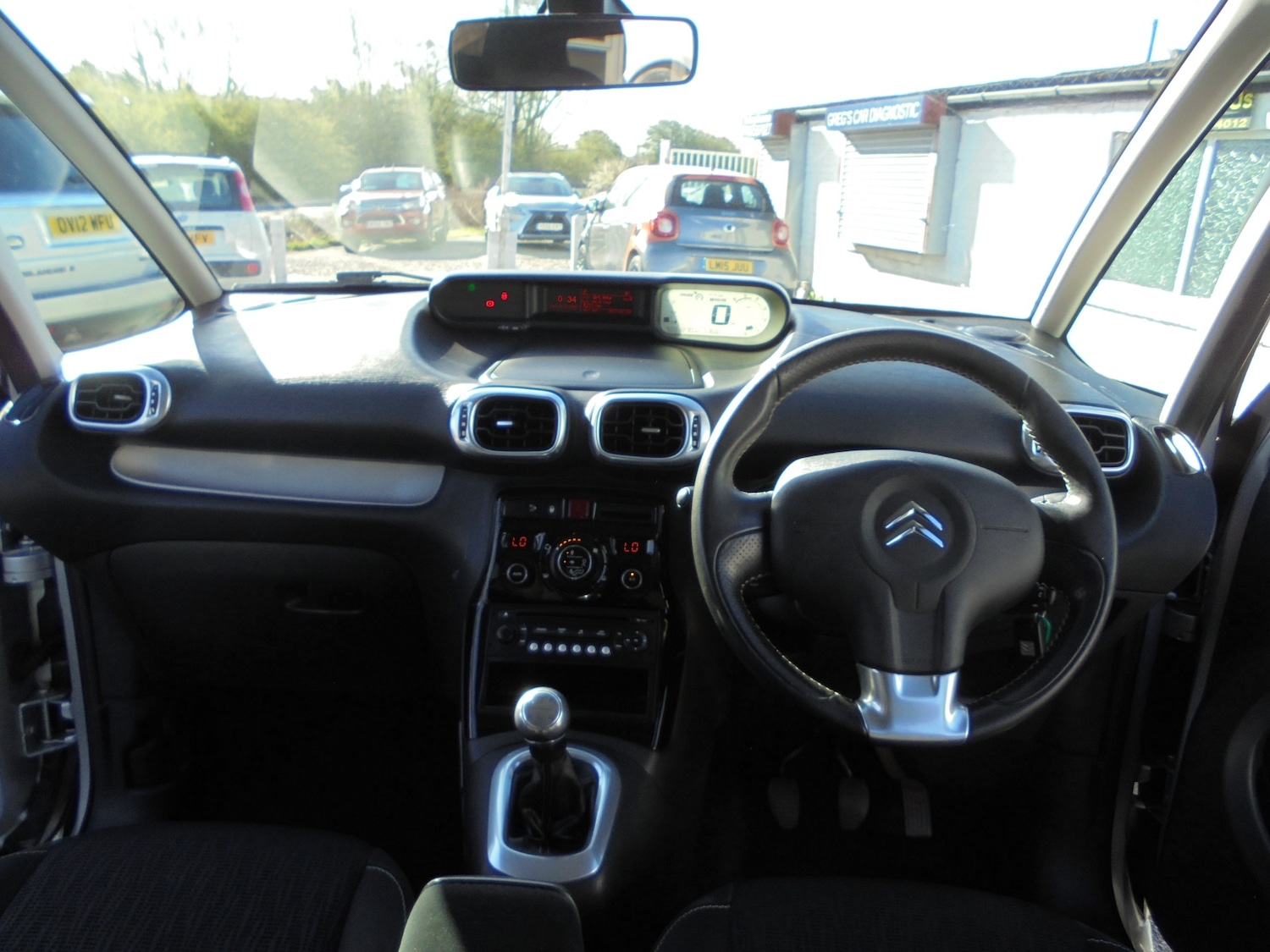 Used Citroen C3 Picasso 2011 for sale - 78105999: Photo 11