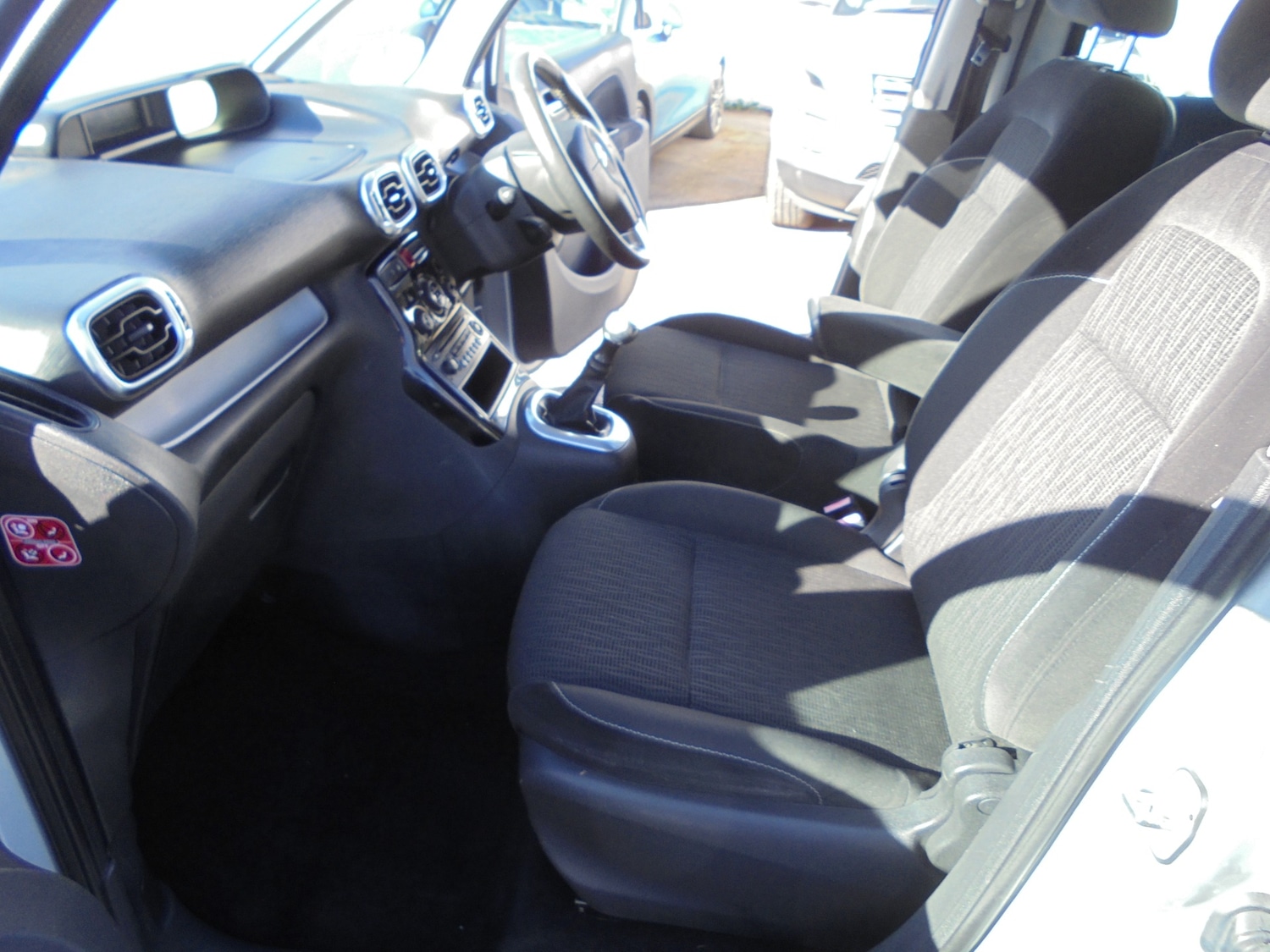 Used Citroen C3 Picasso 2011 for sale - 78105999: Photo 14