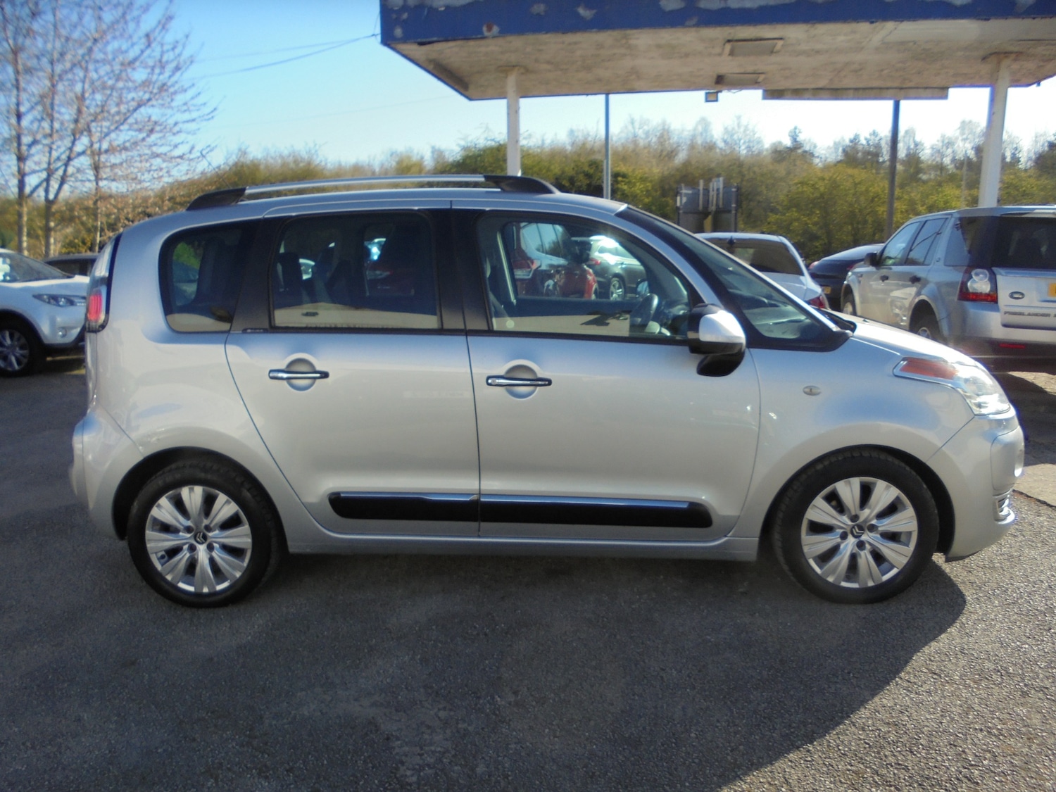 Used Citroen C3 Picasso 2011 for sale - 78105999: Photo 5
