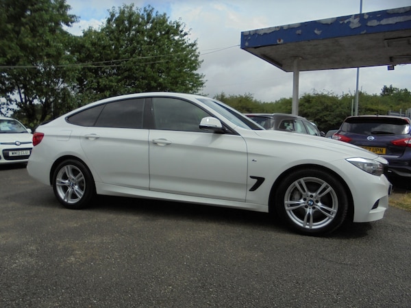Used BMW 3 Series Gran Turismo 2015 for sale - 75118456: Photo 2
