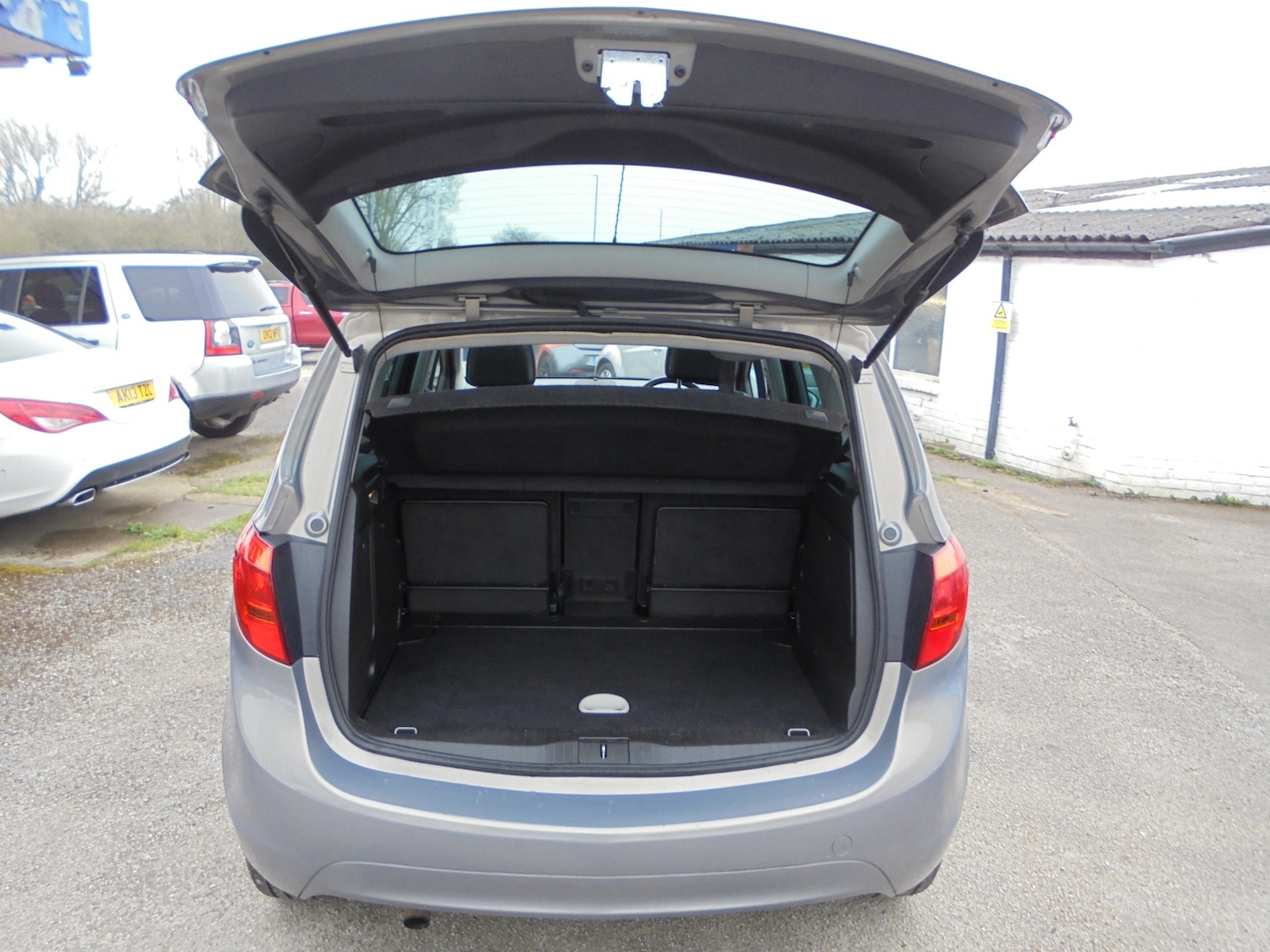 Used Vauxhall Meriva 2011 for sale - 77974020: Photo 5