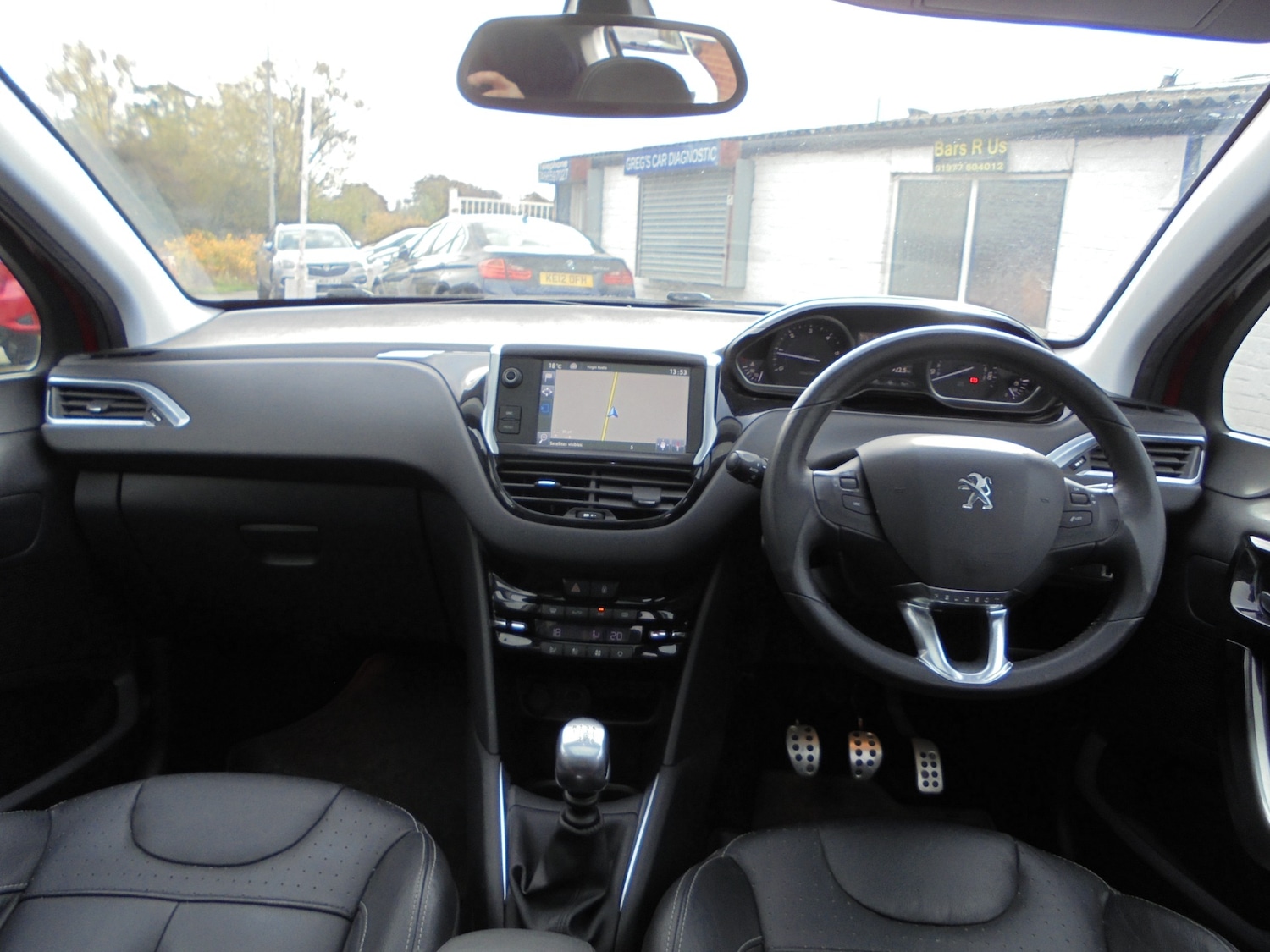 Used Peugeot 208 2015 for sale - 76464480: Photo 12