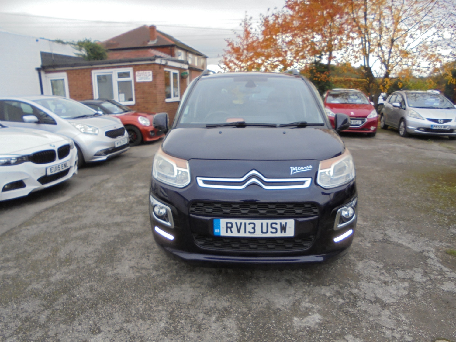 Used Citroen C3 Picasso 2013 for sale - 76476024: Photo 2