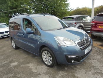 Used Peugeot Partner Tepee 2015 for sale - 79556444: Photo
