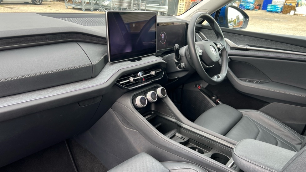 Used Skoda Kodiaq 2024 for sale - 76442037: Photo 2