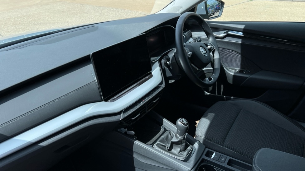 Used Skoda Octavia 2024 for sale - 76928059: Photo 2