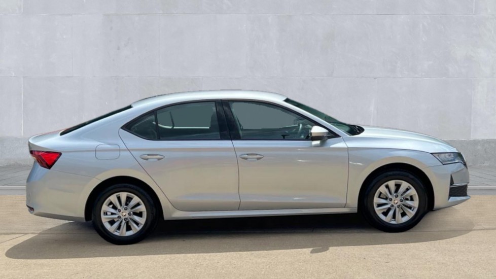 Used Skoda Octavia 2024 for sale - 76928059: Photo 4