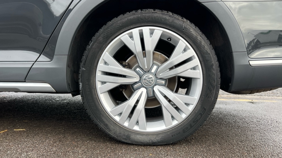 Used Volkswagen Passat 2016 for sale - 76623447: Photo 17