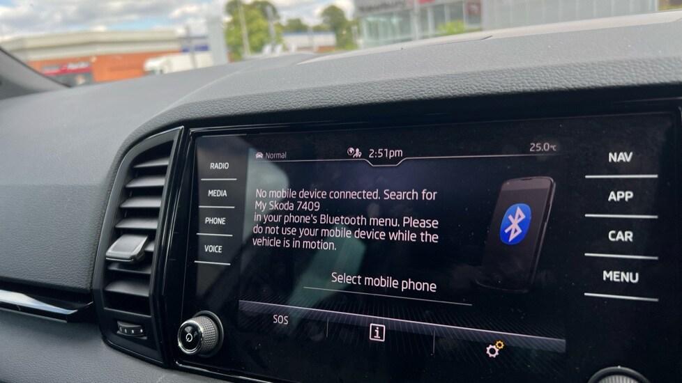 Used Skoda Karoq 2024 for sale - 76079348: Photo 25