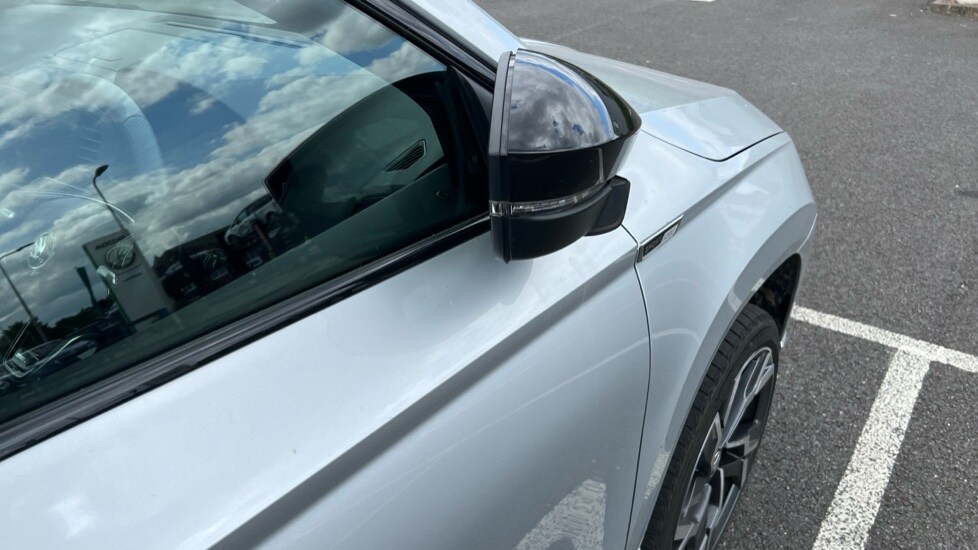 Used Skoda Karoq 2024 for sale - 76079348: Photo 31