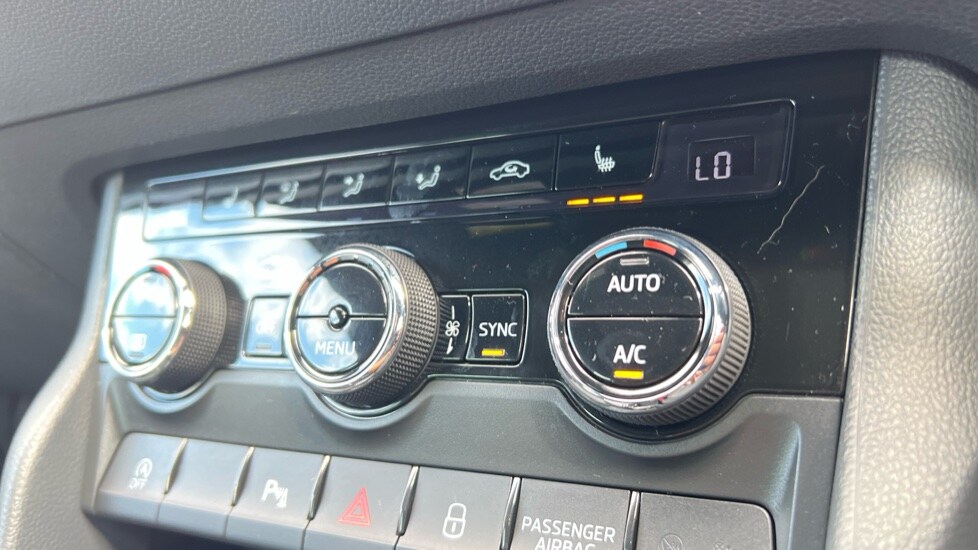 Used Skoda Karoq 2024 for sale - 76079348: Photo 35