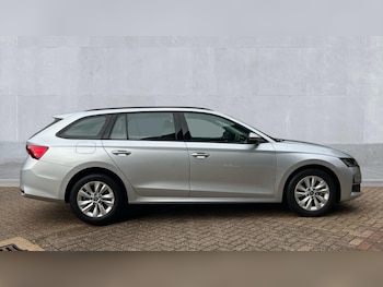 Used Skoda Octavia 2025 for sale - 76717418: Photo