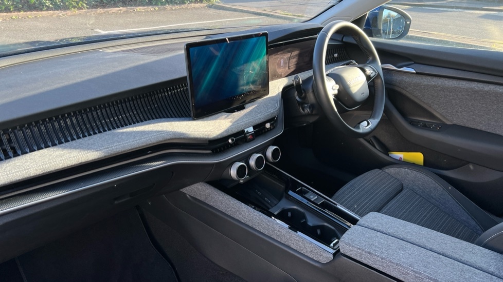 Used Skoda Superb 2025 for sale - 76668238: Photo 2