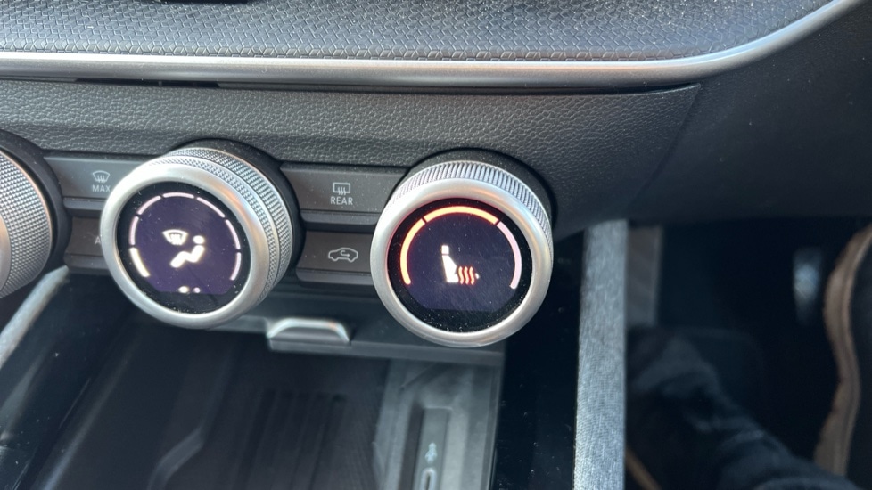 Used Skoda Superb 2025 for sale - 76668238: Photo 27