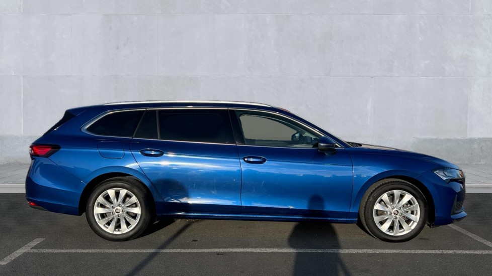 Used Skoda Superb 2025 for sale - 76668238: Photo 4