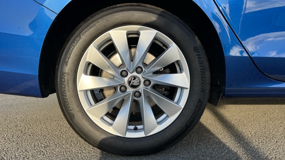 Used Skoda Superb 2025 for sale - 76668238: Photo 5