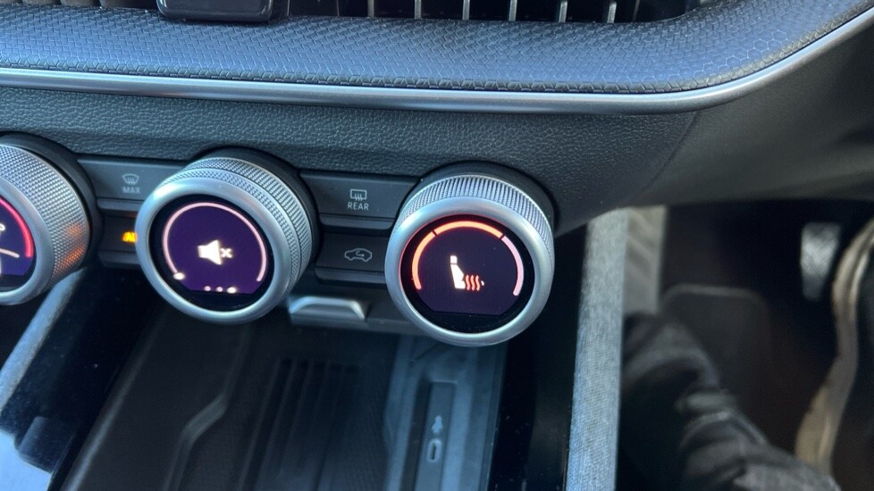 Used Skoda Superb 2024 for sale - 76438137: Photo 30