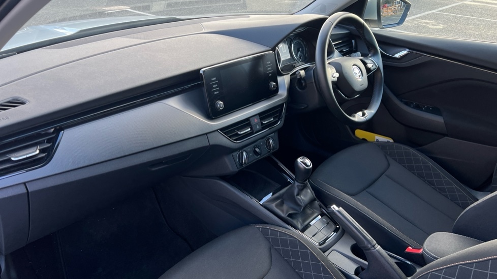 Used Skoda Kamiq 2023 for sale - 76717356: Photo 2