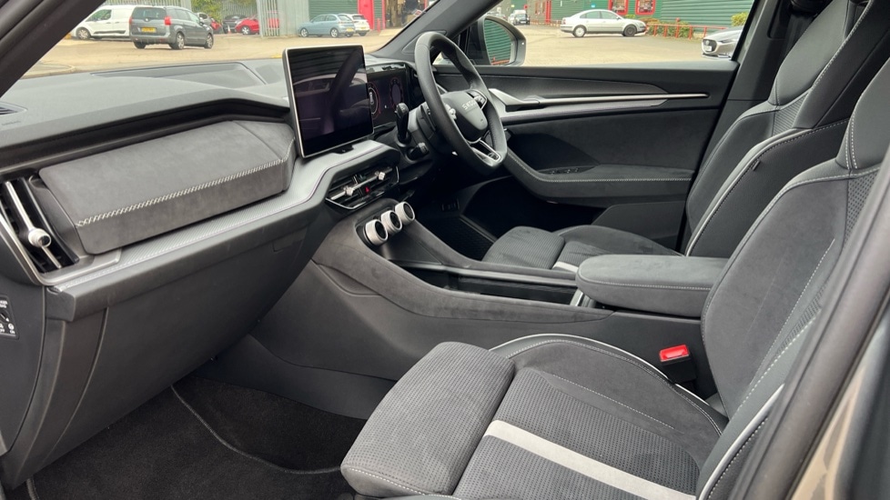 Used Skoda Kodiaq 2025 for sale - 76217159: Photo 2
