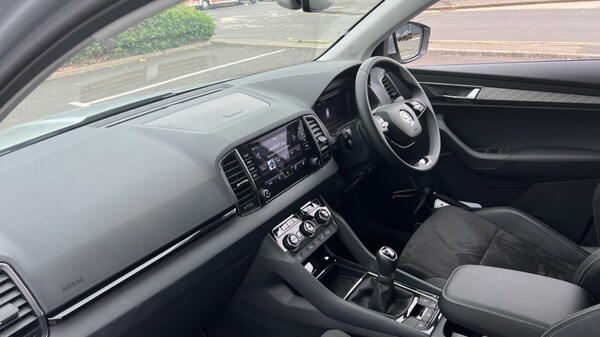 Used Skoda Karoq 2024 for sale - 75943049: Photo 2