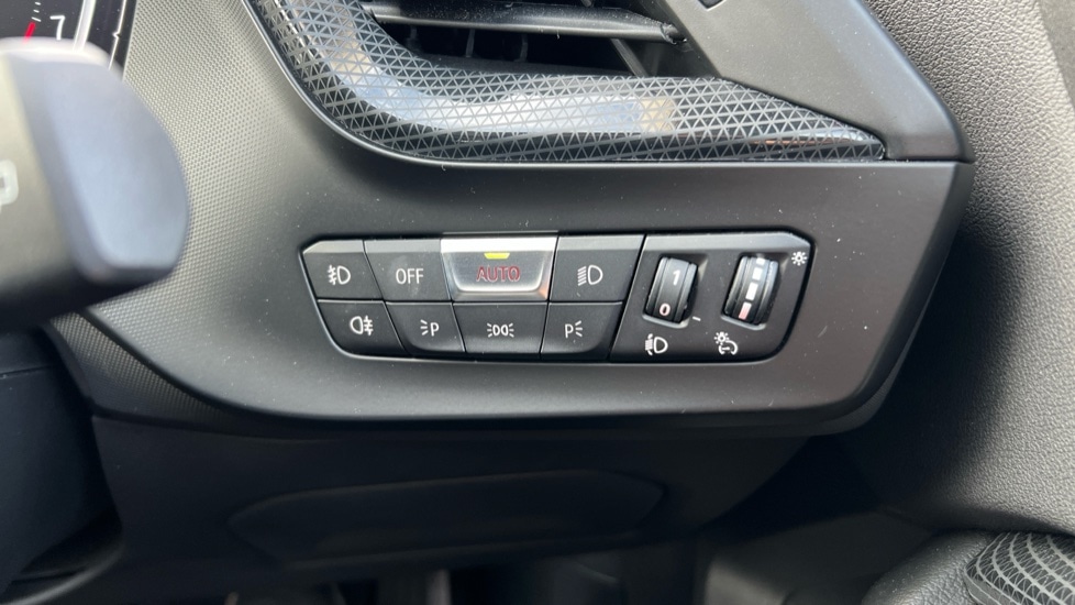 Used BMW 1 Series 2019 for sale - 76977655: Photo 25