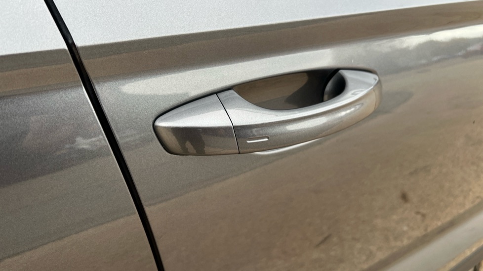 Used Skoda Karoq 2024 for sale - 76623518: Photo 23