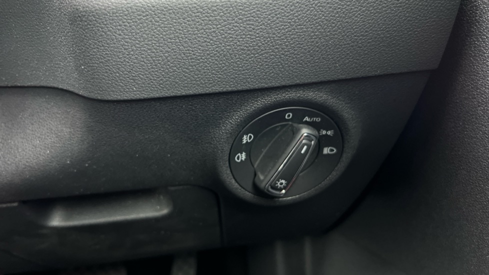 Used Skoda Karoq 2024 for sale - 76623518: Photo 25