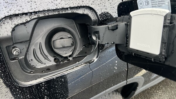 Used Skoda Karoq 2025 for sale - 75675232: Photo 29