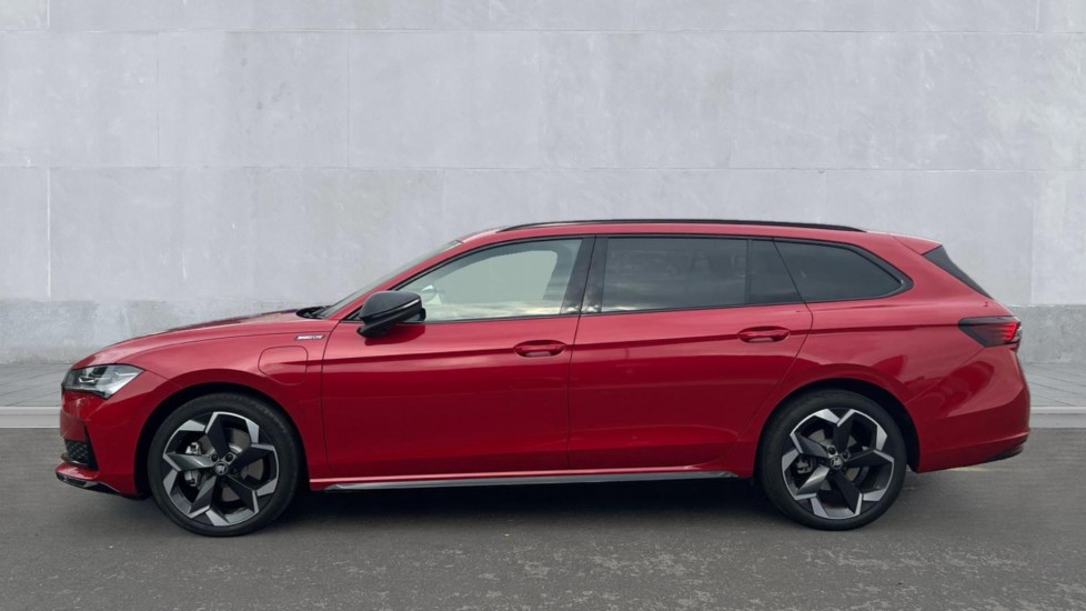 Used Skoda Superb 2025 for sale - 75554281: Photo 9