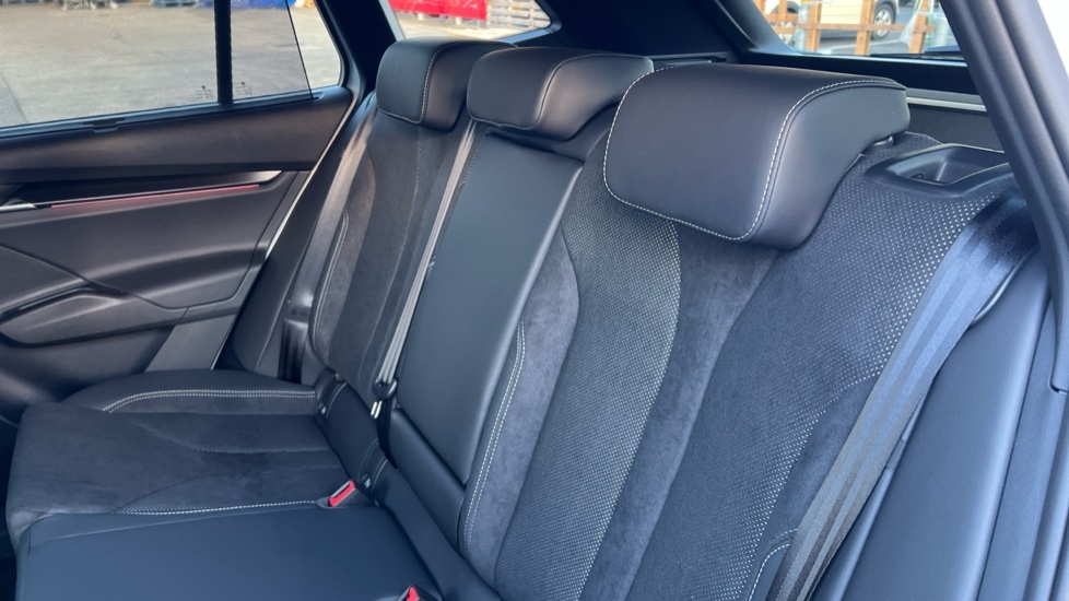 Used Skoda Enyaq 2025 for sale - 76563713: Photo 15