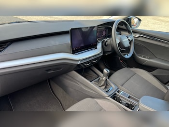 Used Skoda Octavia 2025 for sale - 76272908: Photo