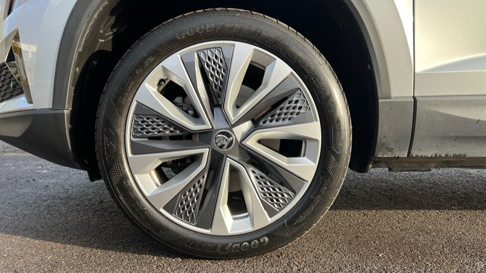 Used Skoda Karoq 2024 for sale - 76297349: Photo 18