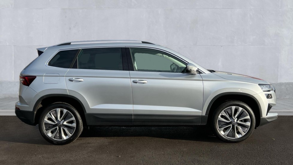 Used Skoda Karoq 2024 for sale - 76297349: Photo 4