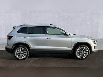 Used Skoda Karoq 2024 for sale - 76297349: Photo