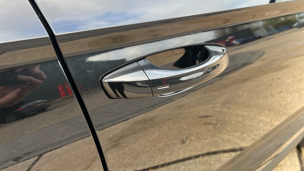 Used Skoda Karoq 2025 for sale - 76954272: Photo 22