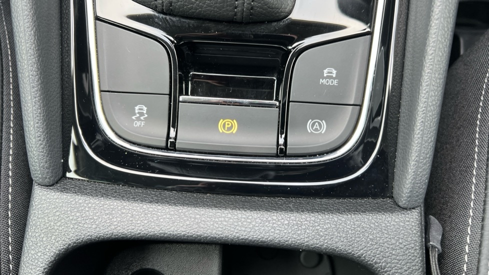 Used Skoda Karoq 2025 for sale - 76954272: Photo 27