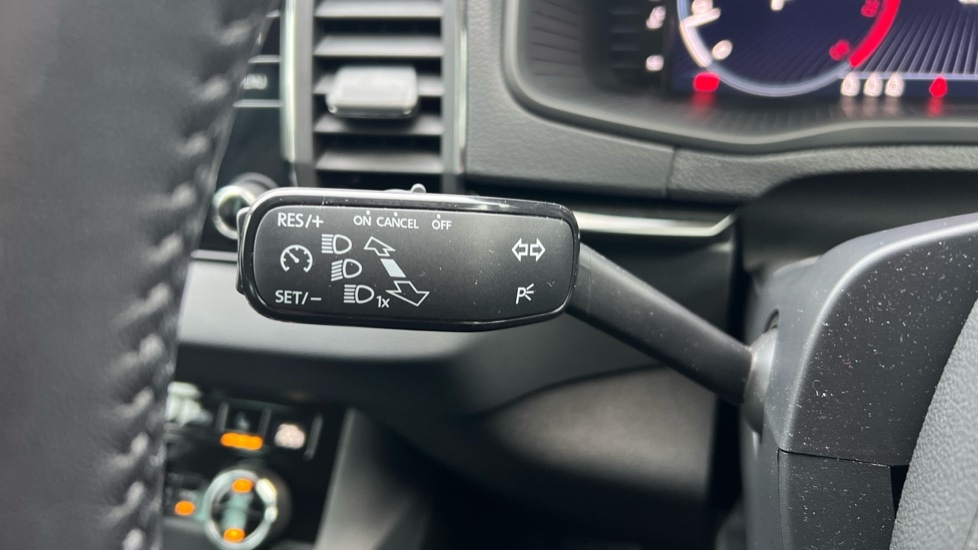 Used Skoda Karoq 2025 for sale - 76954272: Photo 30