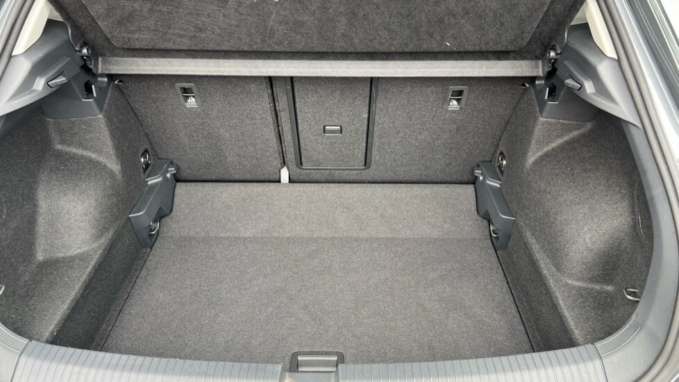 Used Volkswagen T-Roc 2024 for sale - 76302450: Photo 15