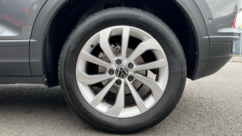 Used Volkswagen T-Roc 2024 for sale - 76302450: Photo 19