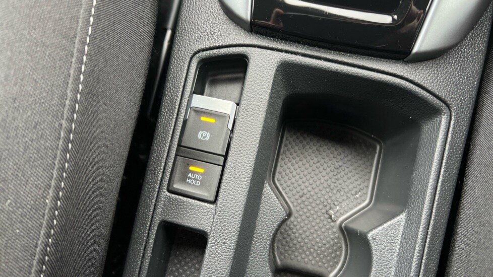 Used Volkswagen T-Roc 2024 for sale - 76302450: Photo 27