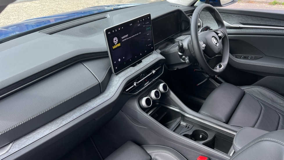 Used Skoda Kodiaq 2024 for sale - 76977619: Photo 2