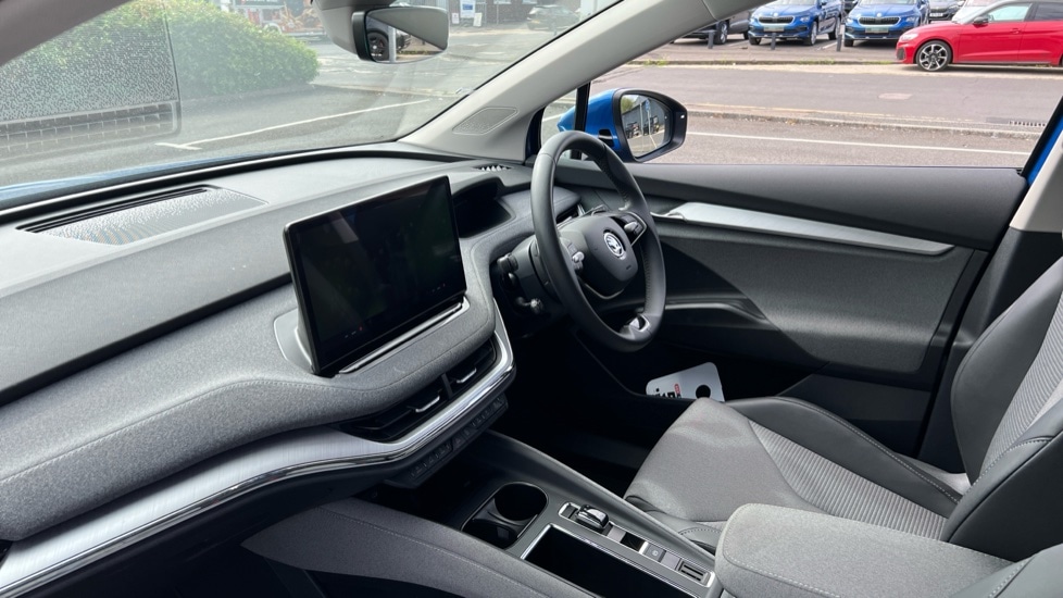 Used Skoda Enyaq 2024 for sale - 76203758: Photo 2