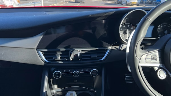 Used Alfa Romeo Giulia 2020 for sale - 76112244: Photo 12